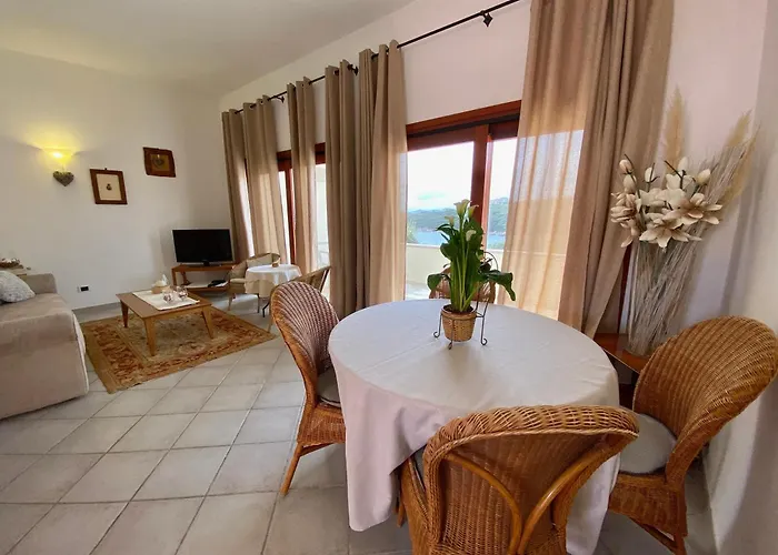 Isa - Luxury Elicriso Sea View With Common Swimming Pool Just 100 Mt From The Apartmanhotel 3*