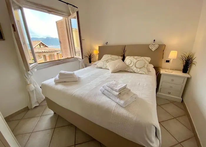 Isa - Luxury Elicriso Sea View With Common Swimming Pool Just 100 Mt From The Apartmanhotel